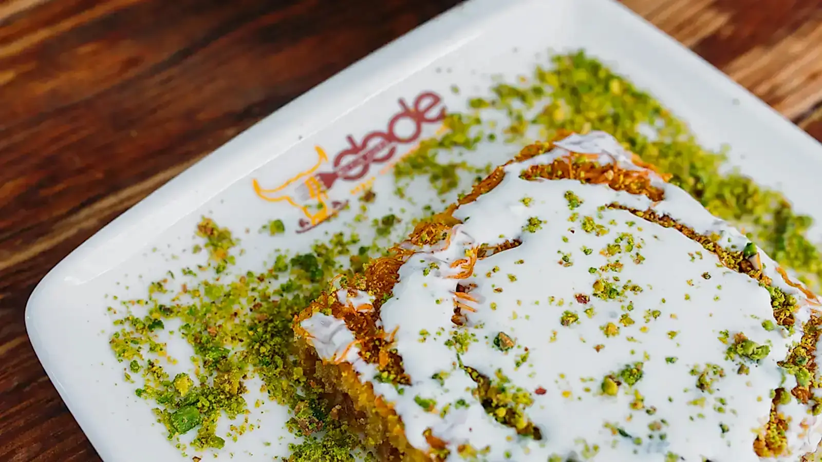 Közde kaymaklı kadayıf tatlısı porsiyonu – Adana Dede Kebap Steak Burger Tatlı Kasap